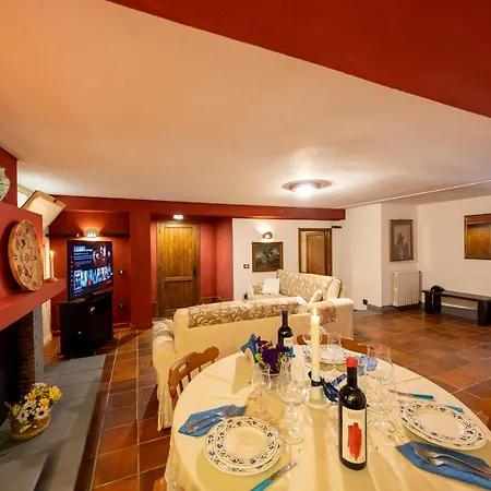 Tavernetta Apartment *